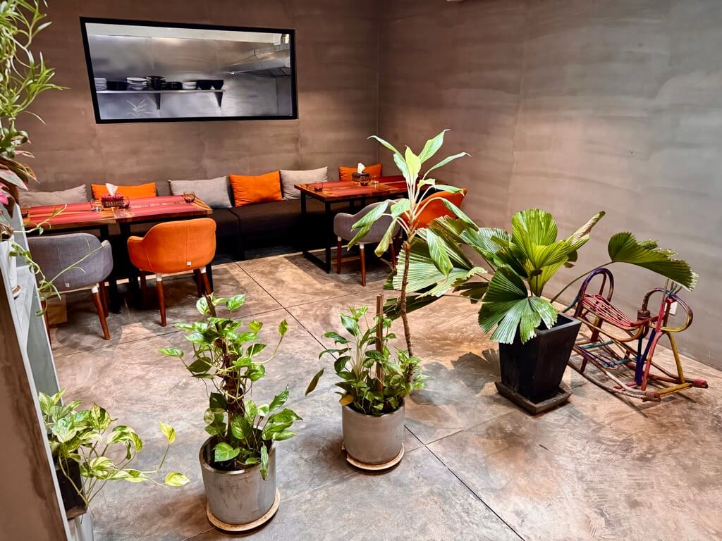 Element – Vegetarian / Vegan Restaurant