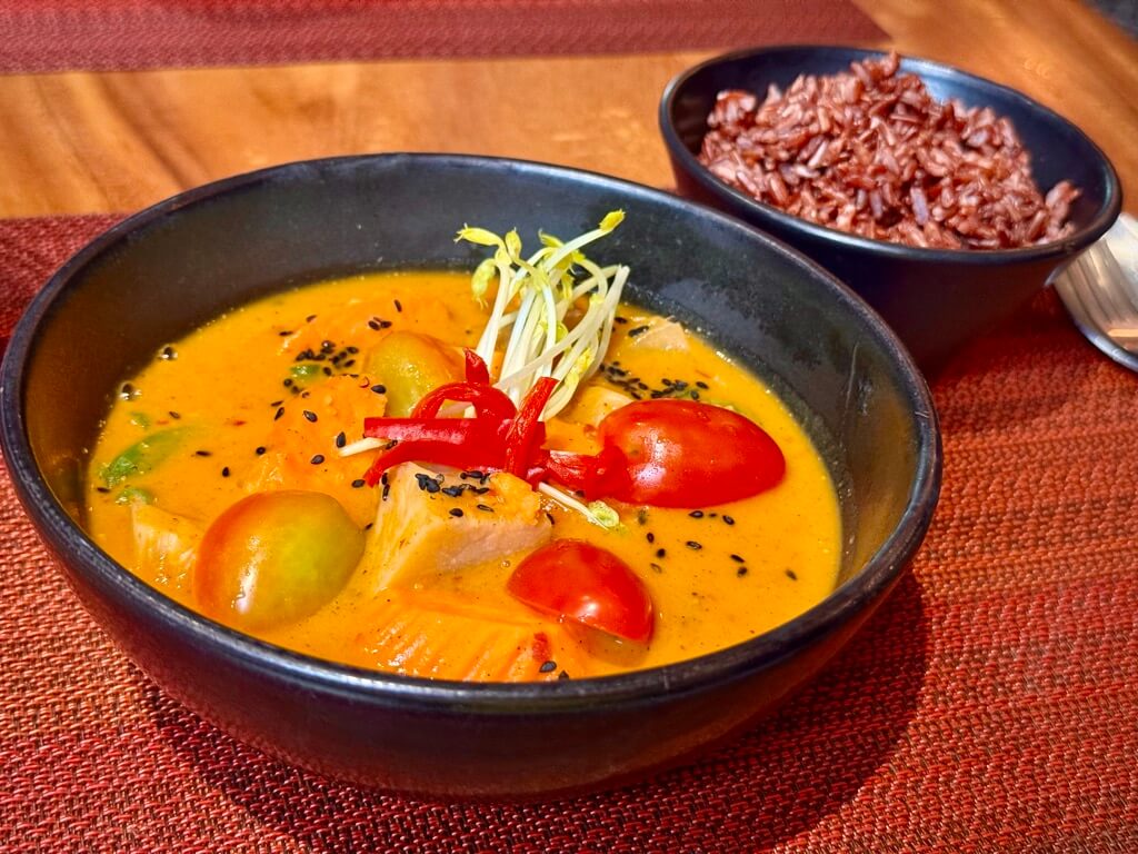 Element – Vegetarian / Vegan Restaurant